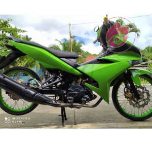 Sơn Samurai màu xanh lá nhạt 231 - chai sơn xịt chuyên dụng cho sơn xe máy