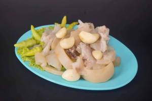 ส้มตีนวัวโคขุนโพนยางคำ กินถูกปาก ฝากถูกใจ ไม่ต้องมาถึงโพนยางคำ ส่งด่วนถึงบ้าน