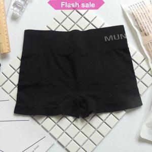 Flash Sale Boxers Womens Seamless Mid-waist Letter Pants Shapeing And Hip Lift Pants Boxers