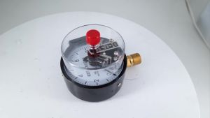 YXC-100 150 electric contact pressure gauge Radial shock resistance magnetic assisted Vacuum negative pressure Hydraulic gauge