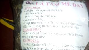 Lá tắm mề đay