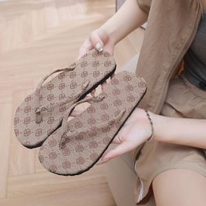 Korean-Style CoupleS Flip-Flops With Thin Straps Fashionable For Men And Women Suitable For Outdoor Wear Flat-Soled Thai Travel Beach Shoes Rubber Flip-Flops