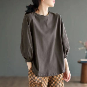 เสื้อยืดแขนสั้น สีดํา เสื้อยืดลําลองสีดํา ตัดเย็บอย่างปราณีต ความสะดวกสบาย แฟชั่น ลดอายุ ระบายอากาศได้