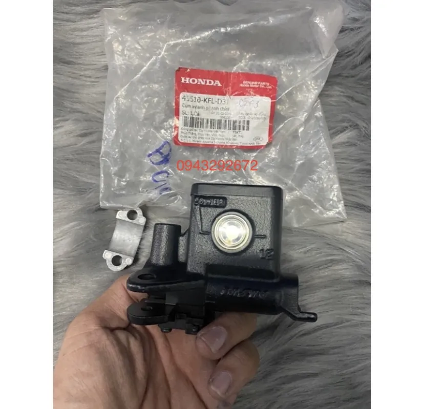 Nguyễn 8-94381084-0 Front Axle Hub suitable for ISUZU 8943810840