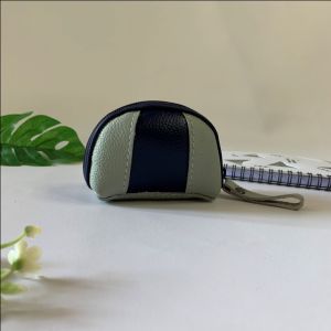 Dompet Mini Kulit Sapi: Desain Minimalis & Berkualitas Tinggi