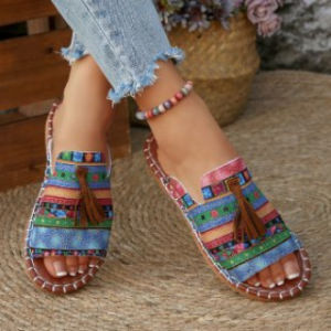 [Free Shipping] 2026 Summer Plus Size 36-43 Bohemian Flat Fashionable Flip-Flops For Women To Wear On The Beach