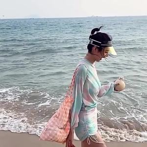 YOLO Hot Swimsuit Womens Three-Piece Suit Conservative Boxer South Korea Ins Oversized Fat Hiding Split Long Sleeve Swimsuit Foreign Trade