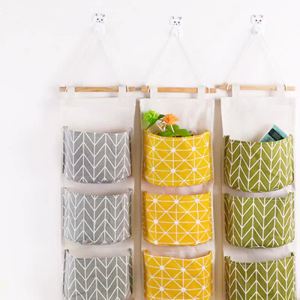 กระเป๋าแขวนเก็บของกันน้ำสามช่องผ้าฝ้ายและผ้าลินินใหม่ กระเป๋าแขวนหลายชั้นสำหรับเก็บของต่างๆ ที่ประตูครัว [ จัดส่งฟรี ]