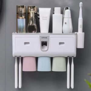 Family Magnetic Plastic Tooth Brushing Water Washing Teeth Cleaner Cup Automatic Toothpaste Dispenser with Toothbrush Holder