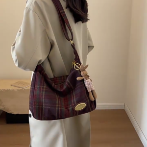 Unique Messenger Shoulder Bag Durable and Versatile Crossbody Handbag Convenient for Everyday Use