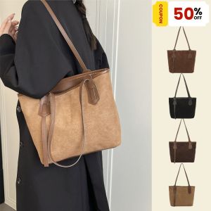 ZEFAN 【COD】ใหม่วินเทจกระเป๋าถือสุภาพสตรีความจุขนาดใหญ่หนังกลับหนังสั้นกระเป๋าสะพายไหล่เดียวร้อยช้อปปิ้ง Commuter Tote กระเป๋า