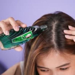 Minyak Rambut Seger Snow Urang Aring 50ml | Ekstrak Alami Penyubur Rambut Tradisional Jawa