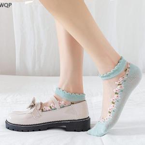 [WQP Fashion Store] Hot Sale Jewerry 5 Pairs Breathable Short Socks Japanese Cute Little Fresh Women Socks Spring Summer Thin Crystal Boat Socks