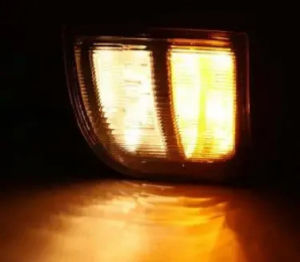 1 Piece Wide Body Front Corner Lamp For Pajero V33 Head Lamp For Montero SFX V40 Turning Signal Clearance Lights MR 124957