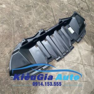 Chắn bùn gầm máy giữa Toyota Corolla Altis 2008-2013