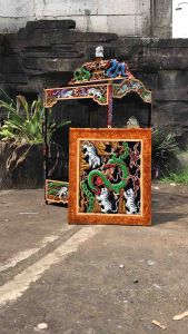 Sangkar Kotak Motif Ukiran Macam Putih & Naga