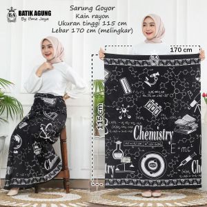 Sarung Goyor Wanita Modern Murah Motif Pintu Aceh Hitam Polos by Familiar Collection