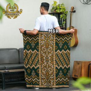 Sarung batik motiv parangsono size 120x220 / sarung batik pria dewasa cocok dipakai santriwati banat cewek perempuan sarung motif terbaru/sarung batik warna dasar hijau green