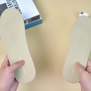 [Free Shipping] Latex Height-Increasing Insoles Do Not Tire The Feet Are Invisible Have A Super-Soft Genuine Leather Sole Are Comfortable For Long-Term Standing And Have An Air Cushion