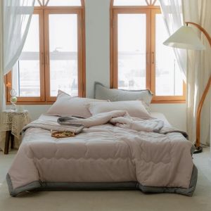 Japanese polyester cotton quilted summer quilt skin-friendly washable light luxury style solid color lightweight