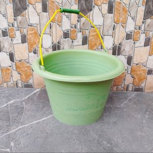 Ember Cor Plastik Anti Pecah Hijau Orange timba jumbo Besar dan Kecil