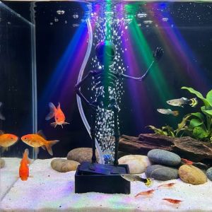 OOC Realistic Dancing Skeleton Aquarium Bubbler Skeletons Statue with Suction Base Fish Tank Dance Skull Bubbler Funny Fade Resistant Air Pump Dancing Skeleton Halloween Party