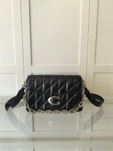 2025 early spring Dionysian bag fashion trend sheepskin organ bag soft and casual chain bag practical female bag