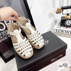 Sandal nữ bít mũi quai đan màu kem đen Ana QC-kèm video thật