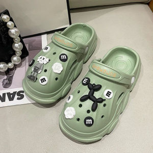 SQShop พร้อมส่ง  รองเท้าตัวโตลายม้าดำเท่ๆ มีตัวอักษรแถมนิดหน่อย นุ่มกันลื่นใส่สบาย ราคาสบายกระเป๋า 🛒