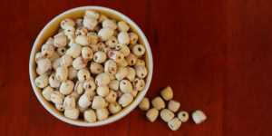 เม็ดบัวแห้ง(ใช้ทําอาหาร/ขนม) 500กรัม & 1กิโล /วัตถุดิบทําอาหาร/ขนม (เม็ดบัว อาหารแห้ง อาหารเจ อบแห้ง) Raw Dry Lotus Seeds for cooking (1KG 500Gram bag)