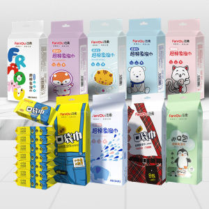 Tisu Basah Lucu / Tisu Basah Mini / Tissue Basah Mini / Tissue Karakter 1 pack isi 8 pcs  1 pcs isi 8 lembar I01