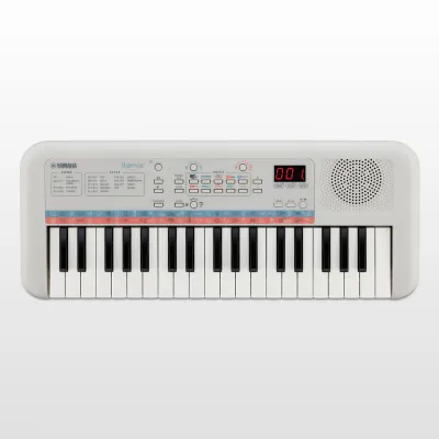 Yamaha PSS-E30 Remie portable keyboard