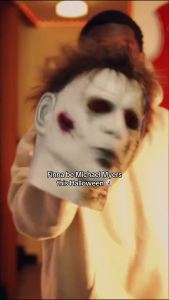 Mặt nạ Michael Myers và mặt nạ hình đầu lâu đáng sợ mặt nạ hóa trang Halloween dành cho nam và nữ mặt nạ hóa trang cho các buổi tiệc mặt nạ Michael Myers dính máu và mặt nạ hình đầu lâu đáng sợ trang phục hóa trang đáng sợ cho người lớn. Không khí rùn