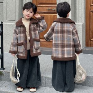 เสื้อเสื้อโค้ตลายตารางอบอุ่นสำหรับเด็กเสื้อแจ็กเก็ตการเรียงขนแกะฤดูใบไม้ร่วงฤดูหนาวหนาสไตล์เกาหลีพร้อมหมวกเบเร่ต์