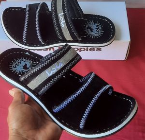 Sandal Rumah Sandal Selop Pria wanitaTerbaru Sandal Loiz Sandal Gaya sandal harian sandal jepit Casual formal kekinian sandal terbaru