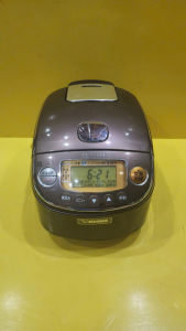 Nồi cơm nội địa Nhật cao tần (IH) Zojirushi NP-RJ05 (0.54L) (0350128) áp suất_Hàng nội địa Nhật đã qua sử dụng điện 100V