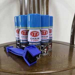STP CHAIN LUBE RANTAI MINYAK SPRAY MOTORSIKAL EX5 LC135 Y15 RS150R BERSAMA DENGAN BERUSH