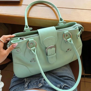 Túi Tote Da Pu Đinh Tán Xe Máy Y2k Sang Trọng Túi Đeo Vai Sức Chứa Lớn Xanh lá cây Bạc Hà Cổ Điển Túi Nữ Đơn Giản Thời Trang New2026