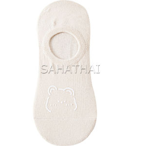SH.Thai ถุงเท้าผู้หญิง สีลูกกวาด ถุงเท้าข้อสั้น ผ้านุ่มใส่สบายเพ้นท์น้องหมีน่ารัก womens socks