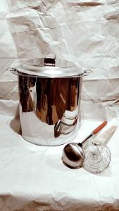 Dandang Mie Ayam Stainless 28: Panci Mie Ayam Sekat Anti Karat & Bonus Centong Kuah Serokan Mie