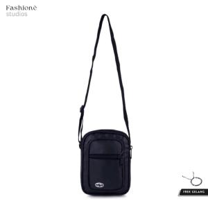 Tas Selempang Bahu Casual Hitam Polos Slempang Pria Sling bag Pundak Sandang Cowok Kulit Sintetis