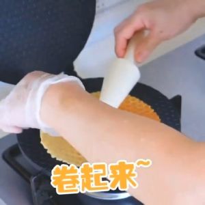 Egg Roll Ice Cream Cone Mold DIY Cooking Omelet Maker Waffle Roller Kitchen Baking Tool
