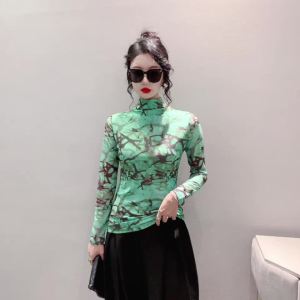 AMMIN เสื้อยืดคอกลมพิมพ์ลายหมึกเสื้อแขนยาวลายขวางสไตล์เกาหลีสีเขียวพิมพ์ลายกราฟฟิตีไซส์ใหญ่ลำลองเสื้อสำหรับผู้หญิงแขนพัฟไซส์ใหญ่พิเศษสำหรับฤดูร้อน2024ฤดูใบไม้ผลิ