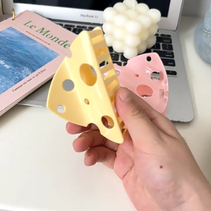 Tam giác pho mát Kẹp tóc càng cua Breathable Hollow Clip công cụ tạo kiểu nhựa cho mọi lứa tuổi