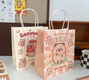 S69 ถุงของขวัญลายคาปิบาร่า ถูกที่จุดเจษฎล้าง ถูกที่บรรจุภัณฑ์ ถูกที่กระดาษลายสัตว์เลี้ยงน่ารัก คุณประกอบด้วยกับ capybara