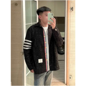 Áo Khoác Bomber Nam Nữ TB Vải Dạ Đan Kim Tuyến Thêu 4 Sọc Trắng Lót Gió Trong Bản Cao Cấp