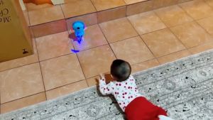 Electric Dancing Jellyfish Toy Light Up Music Crawling Bump And Go Automatic Baby Tummy Time Gift