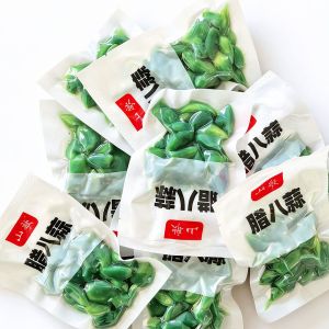 Authentic Shandong Laba garlic greasy appetizer fresh in season green sweet and sour garlic