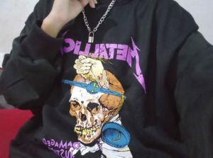 KAMPUNG SWEATER Sweater Oblong Crewneck METALLICA TENGKORAK (Sablon) All Fit L (Pria & Wanita)