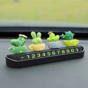Bảng số điện thoại đặt taplo ô tô gắn chậu xương rồng xinh xắn trang trí nội thất xe hơi